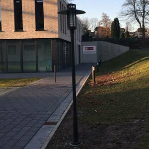 861-es LED rúdlámpa kúpos lamellával kép