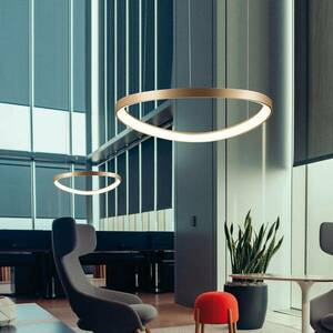 LED függő lámpa Loop, arany, Ø 80 cm kép
