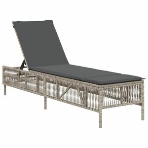 vidaXL világosszürke polyrattan napozóágy párnával kép