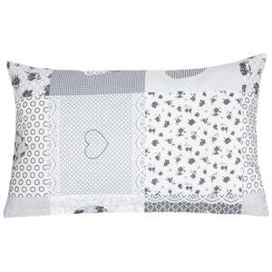 Bellatex 90/108 párnahuzat, 50×70 cm, szíves patchwork kép