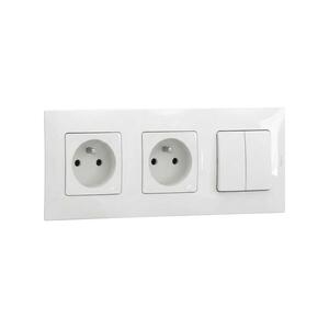 Legrand - dupla fali aljzat 250V/16A és kettős (5-ös) kapcsoló NILOE kerettel, fehér LR0030+LR0023+LR0017+LR0017 kép