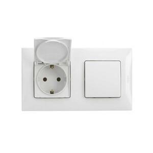Legrand – kültéri háztartási aljzat 250V/16A és egypólusú kapcsoló (1), NILOE kerettel, fehér LR0029+LR0019+LR0022 kép