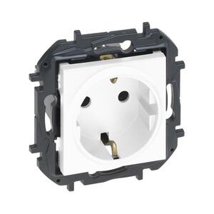 Legrand - Háztartási SCHUKO aljzat 250V/16A NILOE STEP fehér 863121B kép