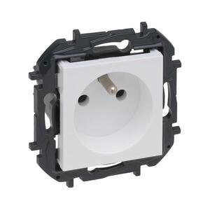 Legrand - Keret nélküli háztartási konnektor NILOE STEP 250V fehér 863130B kép