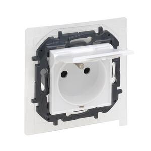 Legrand - NILOE STEP keret nélküli kültéri dugalj 250V IP44 fehér 863135B kép