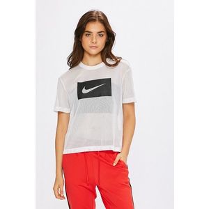 Nike Sportswear - T-shirt kép