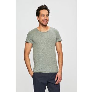 Review - T-shirt kép