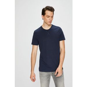 Review - T-shirt kép