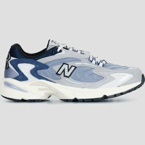 Rövid szárú edzőcipők New Balance 725 kép