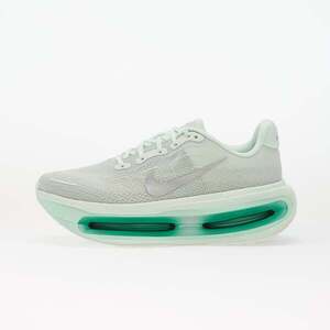 Sneakers Nike Vomero Premium Barely Green/ Metallic Silver EUR 40.5 kép