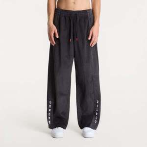 Sweatpants Jordan Flight Men's Corduroy Pants Black/ Dk Smoke Grey/ Black/ White M kép