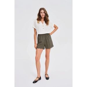 Marisse Olive Cotton Shorts kép