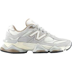 Divat edzőcipők New Balance 9060 Driftwood/Sea Salt kép