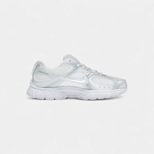 Rövid szárú edzőcipők Nike V5 RNR White Black Metallic Silver kép