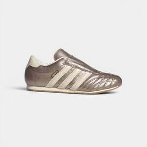 Foci adidas Taekwondo W "Earth Strata Cream White" kép