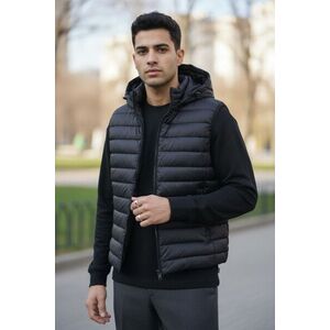 Férfi 4XL-es (de valójában csak 3XL-es) fekete kapucnis pufimellény - Harpia - ÚJ kép