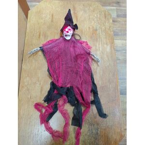 95 cm hosszú fekete-bordó ruhás boszorkány, parti dekoráció - Halloween - ÚJ kép