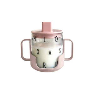 Ružový detský hrnček Design Letters Grow With Your Cup vyobraziť