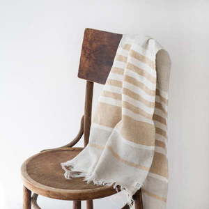 Béžová ľanová plážová osuška 85x140 cm Allure Stripe – Linen Tales vyobraziť