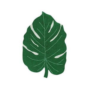 Tmavozelený prateľný ručne tkaný bavlnený detský koberec 120x180 cm Monstera Leaf – Lorena Canals vyobraziť