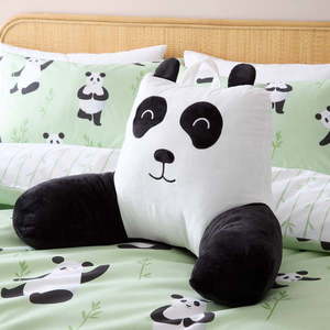 Oporný vankúš 60x25 cm Perry Panda – Catherine Lansfield vyobraziť