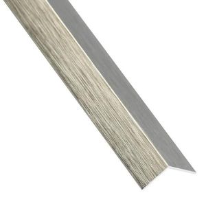 Profil uholníkový samolepiaci PVC titán 19.5x19.5x2600 vyobraziť