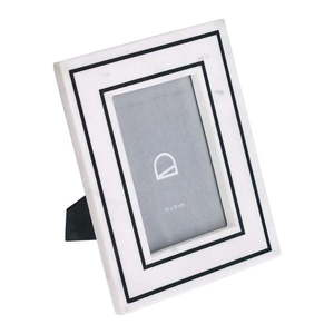 Biely kamenný stojací rámček 18x23 cm Vittoria – Kave Home vyobraziť