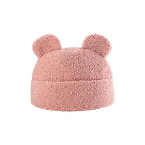 Ružový detský pohovkový vankúš z textílie buklé Teddy Pouch – Wigiwama vyobraziť
