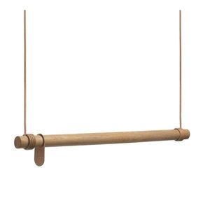 Nástenný vešiak z dubového dreva v prírodnej farbe 80 cm Swing M – LIND DNA vyobraziť