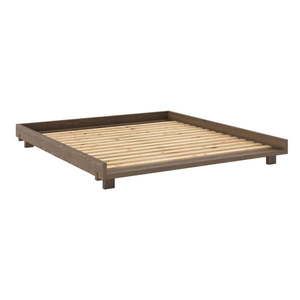 Hnedá dvojlôžková posteľ z borovicového dreva s roštom 180x200 cm Social – Karup Design vyobraziť
