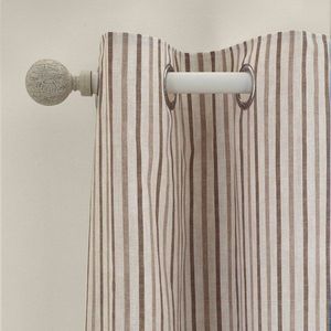 Hnedé závesy v súprave 2 ks 229x229 cm Logan Stripe – Catherine Lansfield vyobraziť