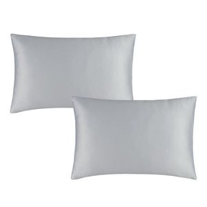 Saténové obliečky na vankúše v súprave 2 ks 50x75 cm Silky Soft – Catherine Lansfield vyobraziť