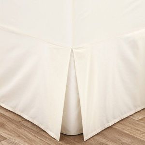 Krémový napínací perkálový poťah na rám postele 135x190 cm Easy Iron Percale – Catherine Lansfield vyobraziť