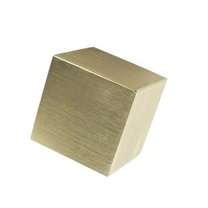Moderná nástenná lampa zlatá - Cube vyobraziť