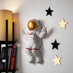 Nástenná dekorácia Astronaut biela/zlatá vyobraziť