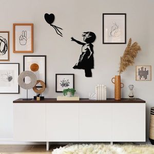 Nástenná kovová dekorácia Banksy 14 čierna vyobraziť