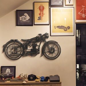 Nástenná kovová konštrukcia Cafe Racer čierna vyobraziť