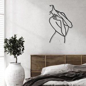 Dekoratívny kovový doplnok na stenu Woman Lines vyobraziť