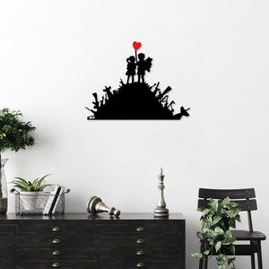 Dekoratívny kovový doplnok na stenu Banksy - 1 vyobraziť