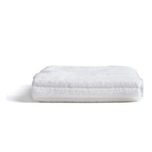 Biely froté bavlnený uterák 50x90 cm Navira – Kave Home vyobraziť