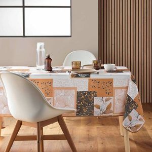 Obrus s patchwork potlačou vyobraziť