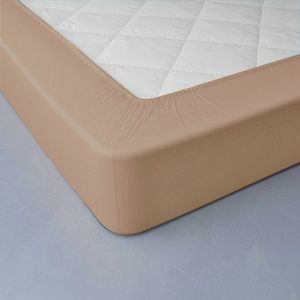 Jednofarebná napínacia plachta zn. Colombine® z džerseja s hĺbkou rohov 40 cm vyobraziť