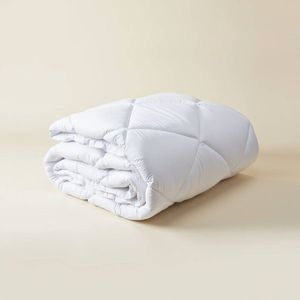 Prikrývka Edona® s úpravou proti roztočom Greensphère 350 g/m², hotelová kvalita vyobraziť