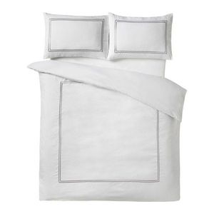 Biele 3-dielne saténové obliečky na dvojlôžko 200x200 cm So Soft Mono Satin Stitch – Catherine Lansfield vyobraziť