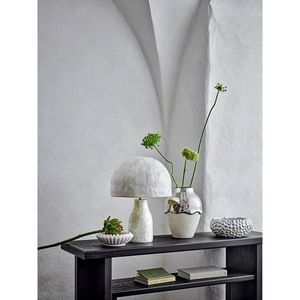 Krémová/v striebornej farbe kameninová váza (výška 26 cm) Silvio – Bloomingville vyobraziť