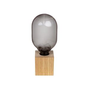 Stolová lampa s dreveným podstavcom vyobraziť
