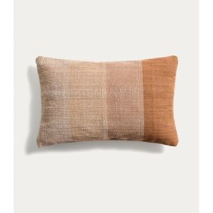 Obliečka na záhradný vankúš 40x60 cm Adys – Kave Home vyobraziť
