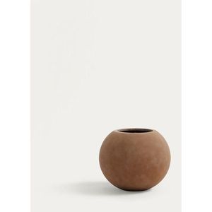 Betónový obal na kvetináč ø 51 cm Solna – Kave Home vyobraziť