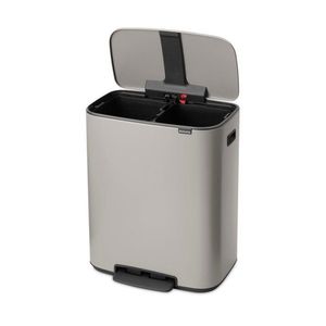 Svetlosivý oceľový odpadkový kôš 2x30 l na triedený odpad/pedálový Bo – Brabantia vyobraziť