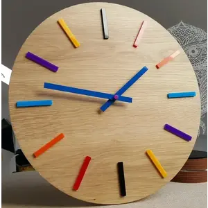 Nástenné hodiny Colorfull hnedé vyobraziť